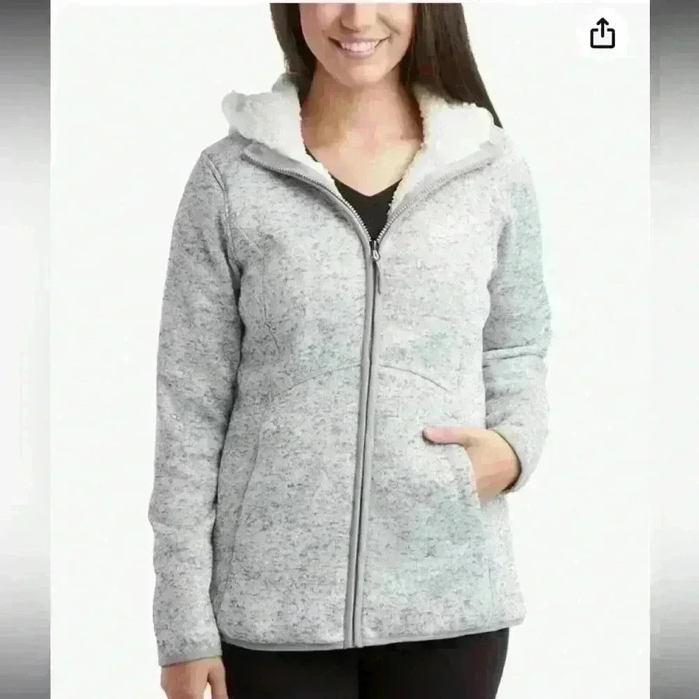 Woman’s Reebok Sweatshirt - Picture 3 of 6
